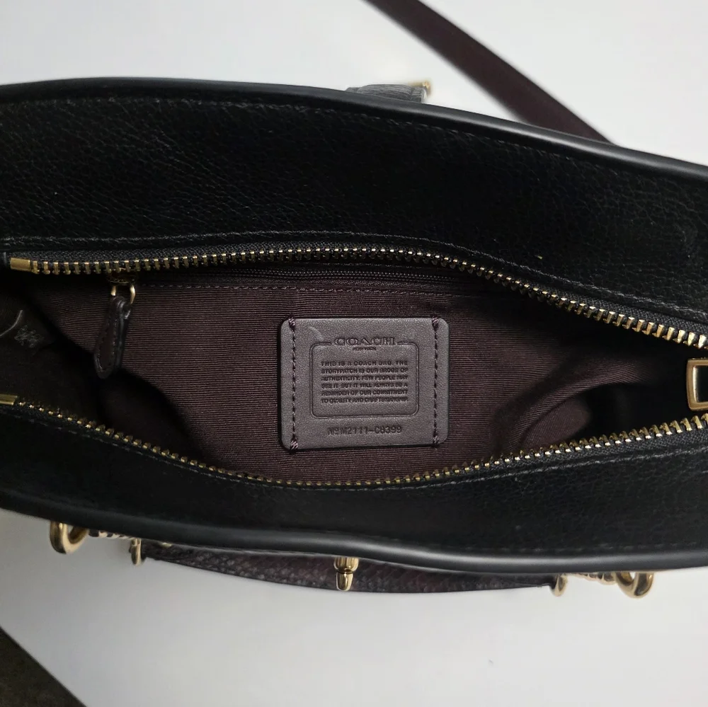 Coach Lane Bucket Bag NWOT - Picture 8 of 16